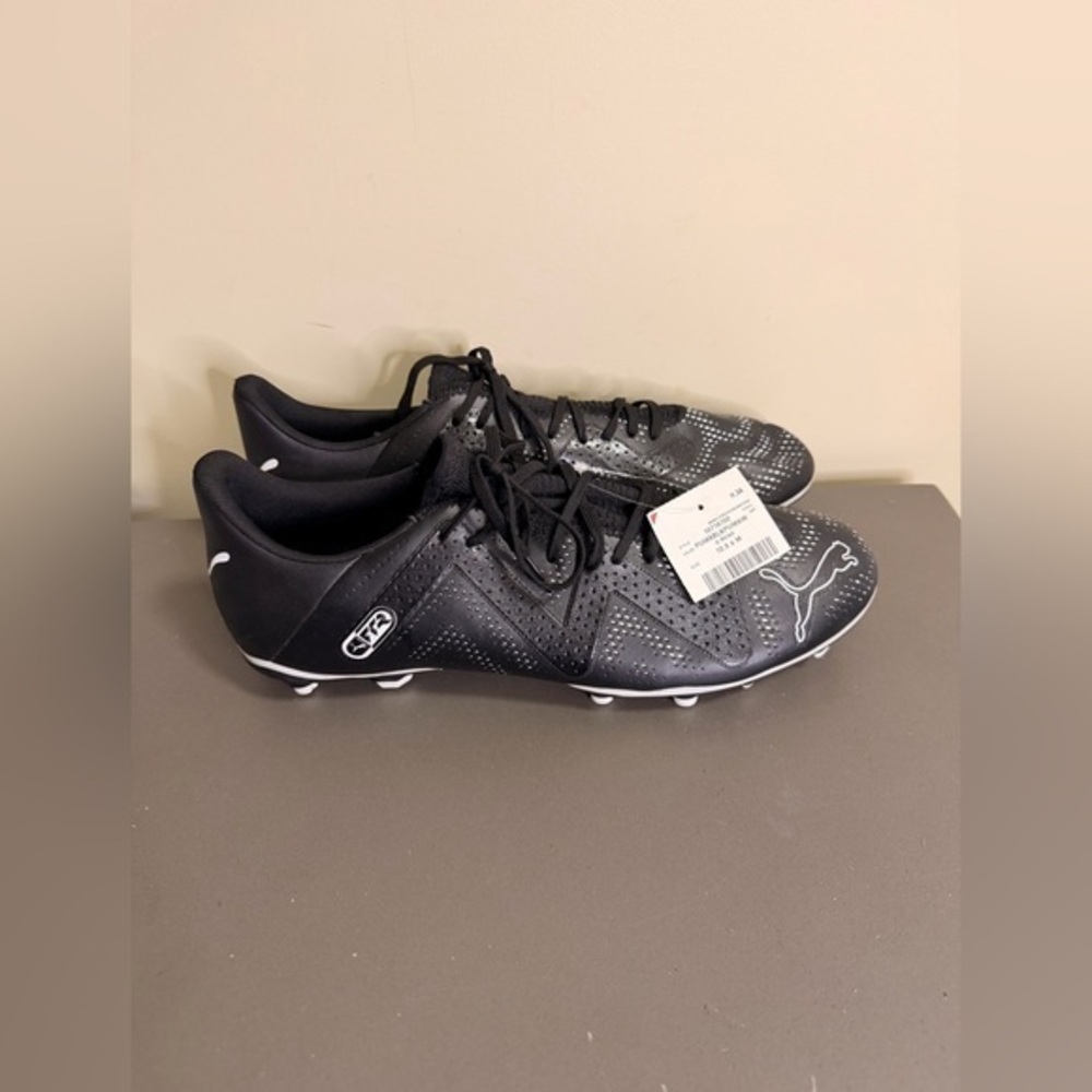 Puma Future FG / AG Black White Soccer Cleats 107187-02 Mens Size 12.5 NWT